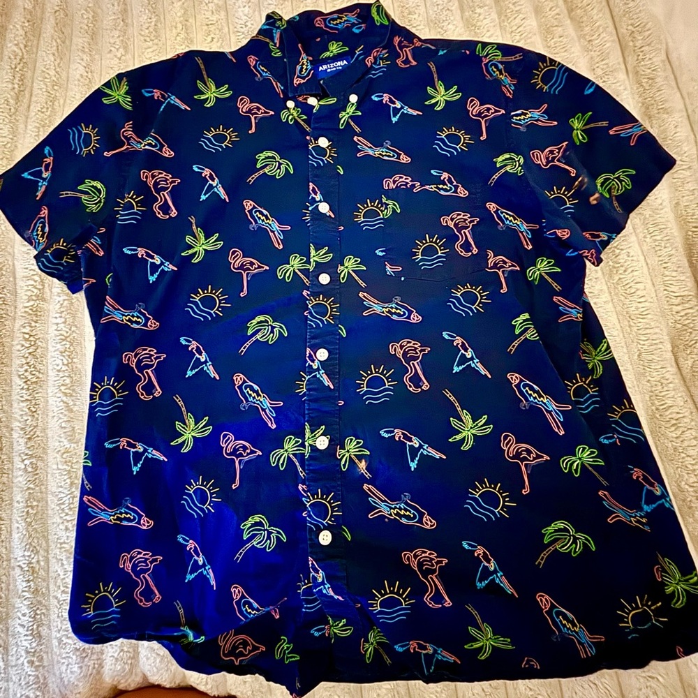 Arizona Jean Company Navy Short-Sleeve Button-Up Shirt with Neon Tropical Motif